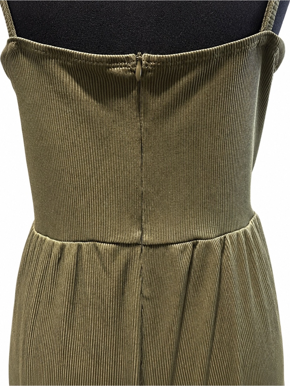 CIDER V-Neck Cami Wide Leg Jumpsuit Olive Green Size L US 8 - Picture 5 of 14